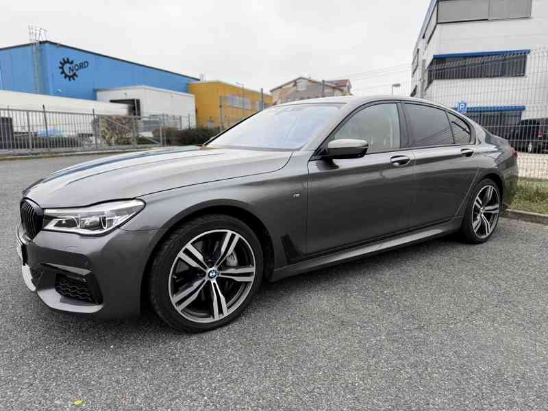 BMW 750i G11 330kW xDrive M-Paket | DPH, head-up, 360 kamera - foto 4