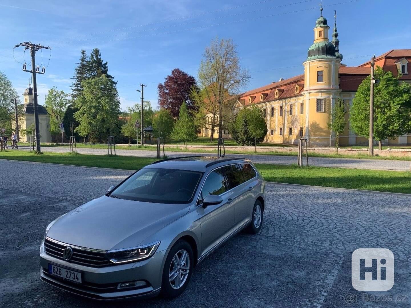 Volkswagen Passat 2,0   110kW MANUÁL, DIGI, ACC, ROZVO - foto 1