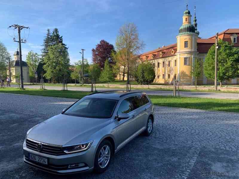 Volkswagen Passat 2,0   110kW MANUÁL, DIGI, ACC, ROZVO - foto 1