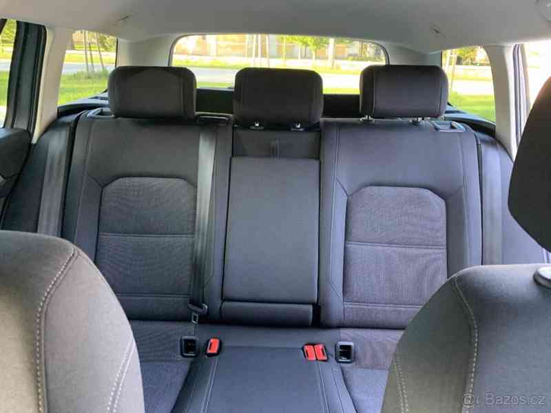 Volkswagen Passat 2,0   110kW MANUÁL, DIGI, ACC, ROZVO - foto 3