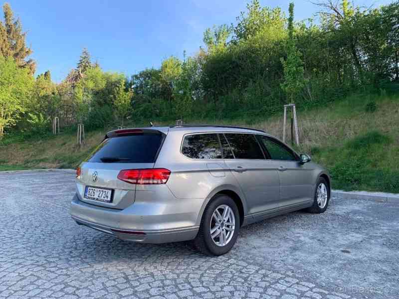 Volkswagen Passat 2,0   110kW MANUÁL, DIGI, ACC, ROZVO - foto 8