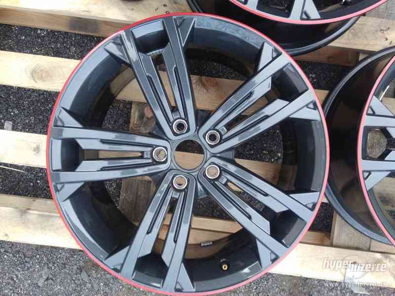 Sada alu kol Volkswagen Golf GTI 7 Sevilla R18 - foto 4