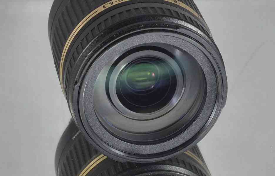 pro Nikon-Tamron AF18-270mm F/3.5-6.3 Di II VC PZD - foto 4