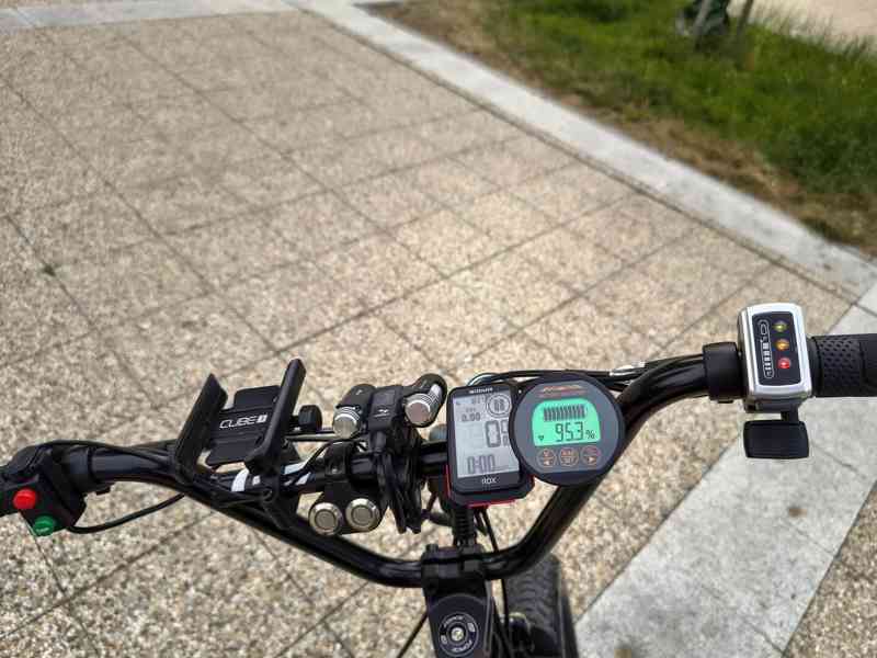 Elektrokoloběžka PERUT BAT s baterií 27 Ah (Samsung), dojezd - foto 6