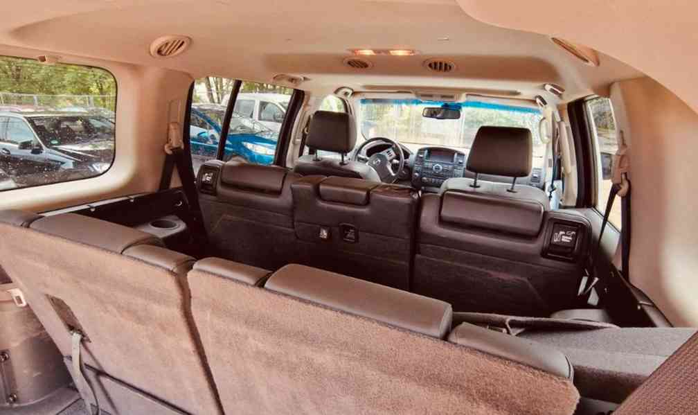 Nissan Pathfinder 2.5 dCi 4x4 PLATINUM 140kw - foto 16