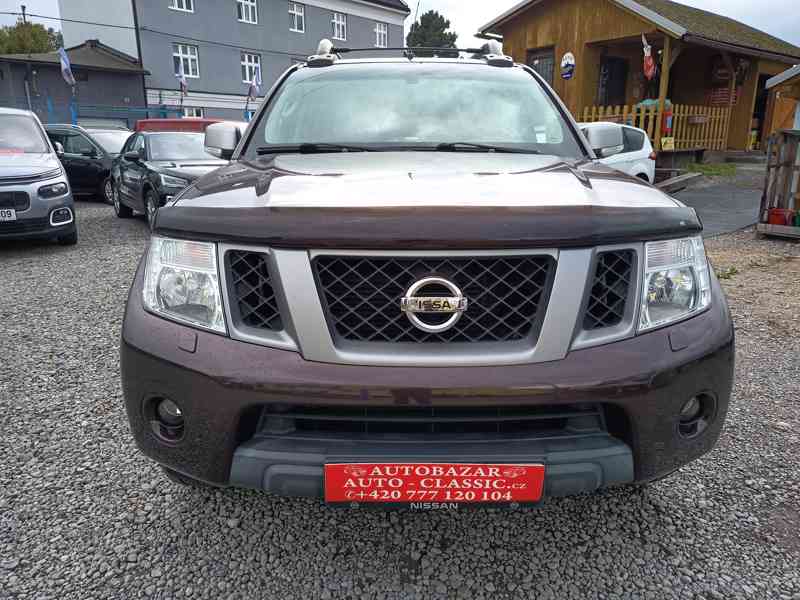 Nissan Navara 2,5DCi Road Ranger 4x4 ČR  - foto 27