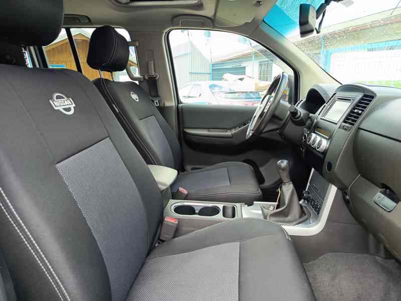 Nissan Navara 2,5DCi Road Ranger 4x4 ČR  - foto 12