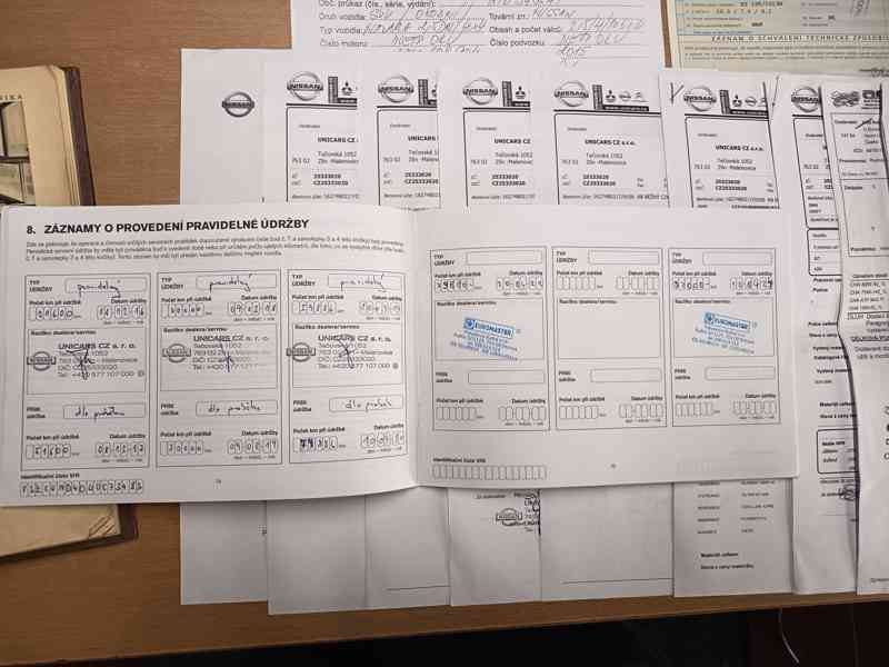 Nissan Navara 2,5DCi Road Ranger 4x4 ČR  - foto 25