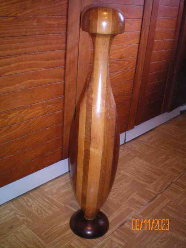Dřevěná dekorační váza - foto 2