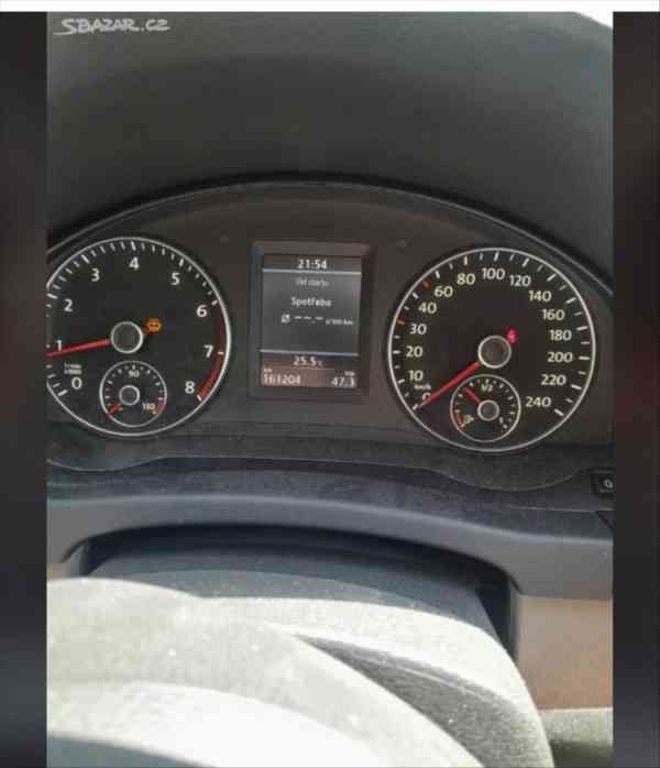Volkswagen Golf 1,4   6 PLUS MPI - foto 2