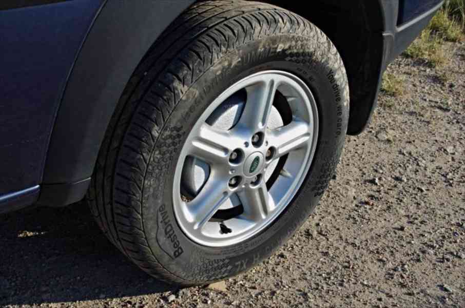 Land Rover Freelander 2,0   tdi - foto 7