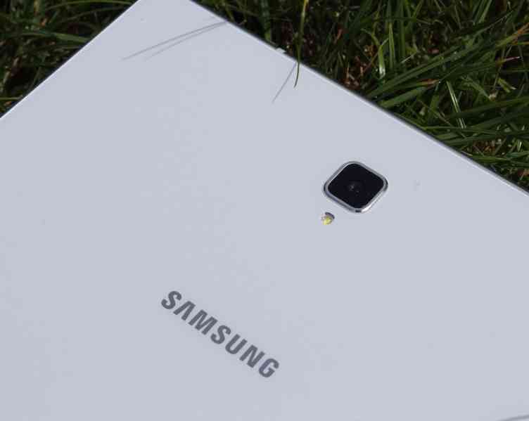 Nabízím k prodeji tablet Samsung Galaxy Tab 4 s úhlopříčkou  - foto 2