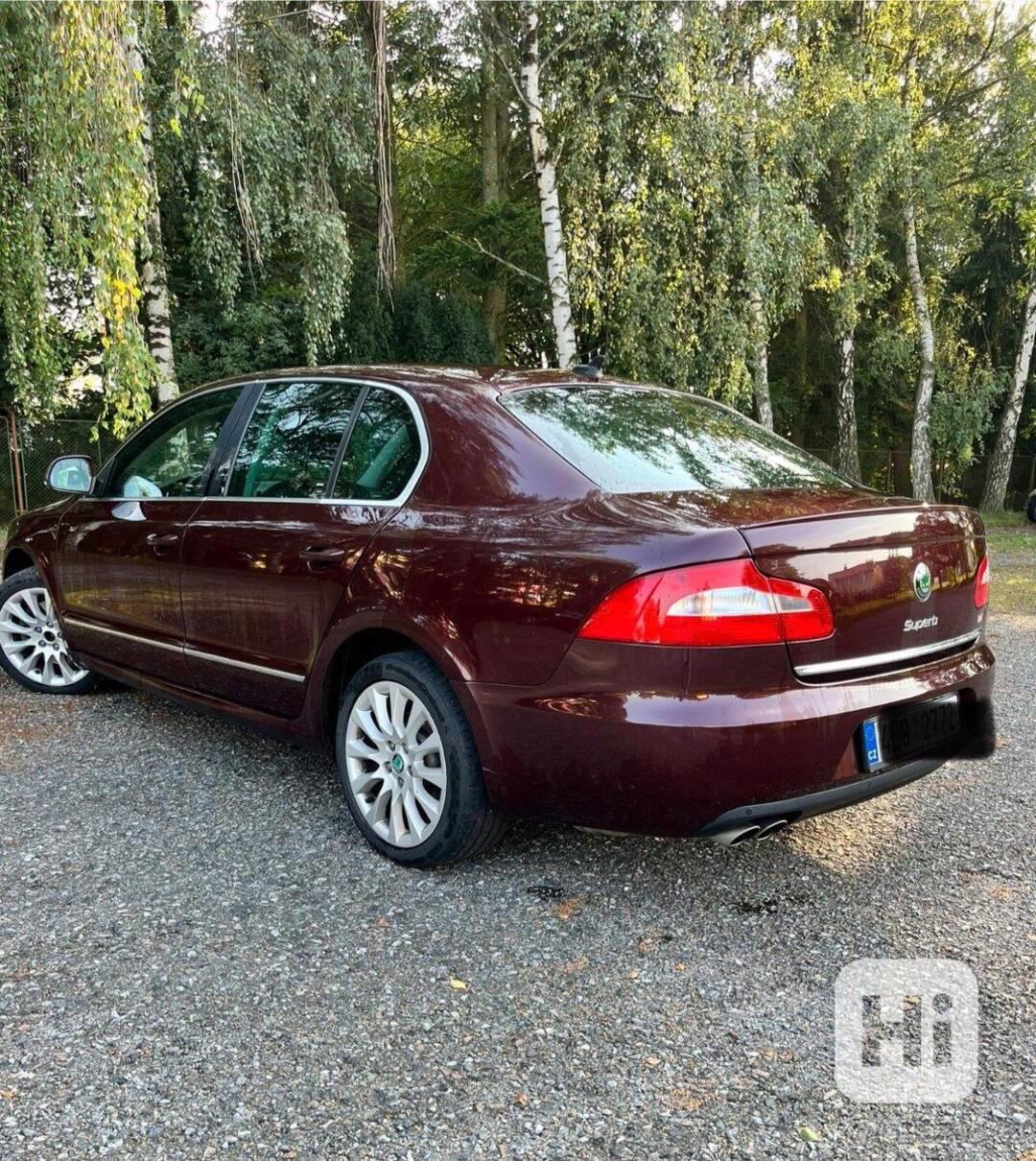 Škoda Superb 2,0   Škoda Superb 2 - foto 1