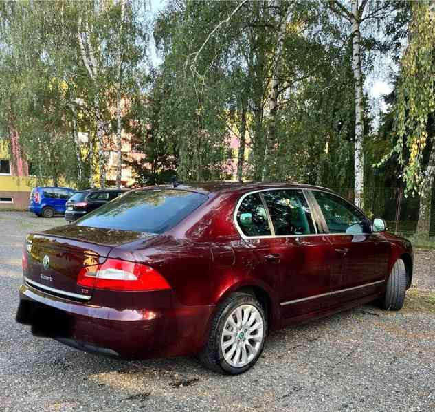 Škoda Superb 2,0   Škoda Superb 2 - foto 20