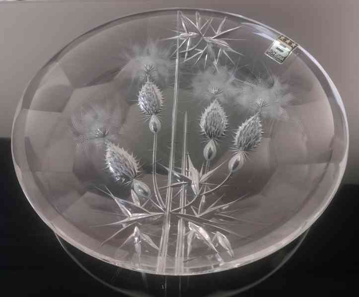 Josef Švarc – misa z číreho skla s motívom bodliakov - foto 4