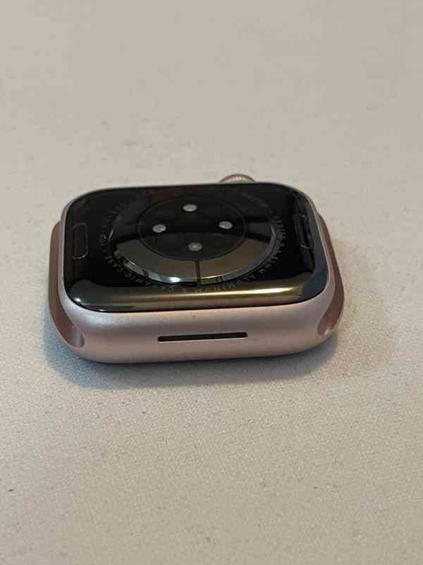 Apple Watch Series 9 GPS provedení 41 mm s růžovým řemínkem - foto 6