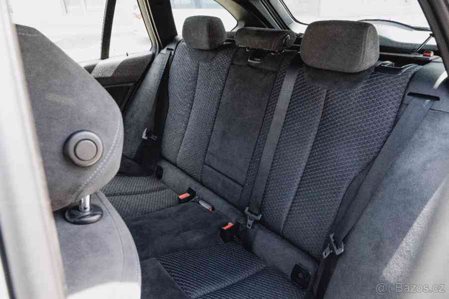 BMW Řada 3 3,0 xDrive 190kW M-packet - foto 14