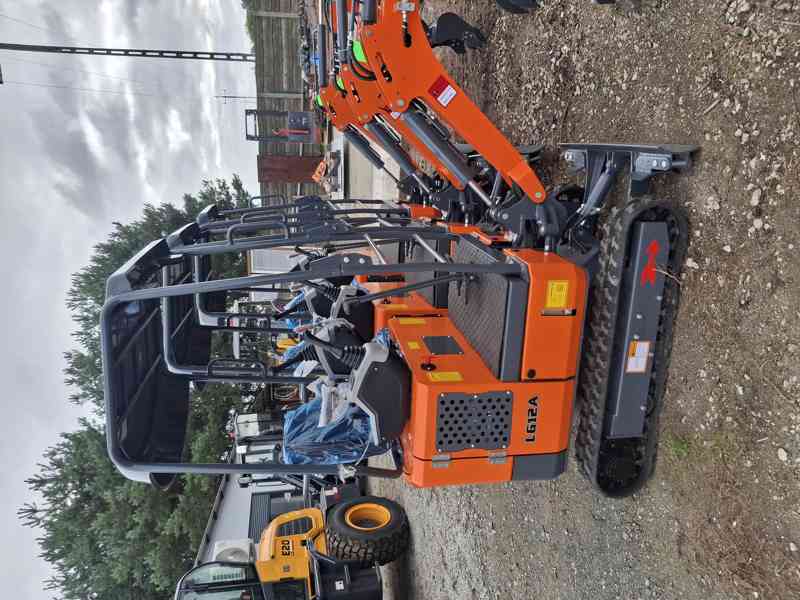 Minibagr LGCM LG12A 1,1 t Kubota +3 lžíce 20/40/80 - foto 5