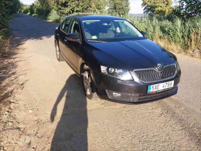 Škoda Octavia 1,6   III TDI 81Kw 2016 - foto 9