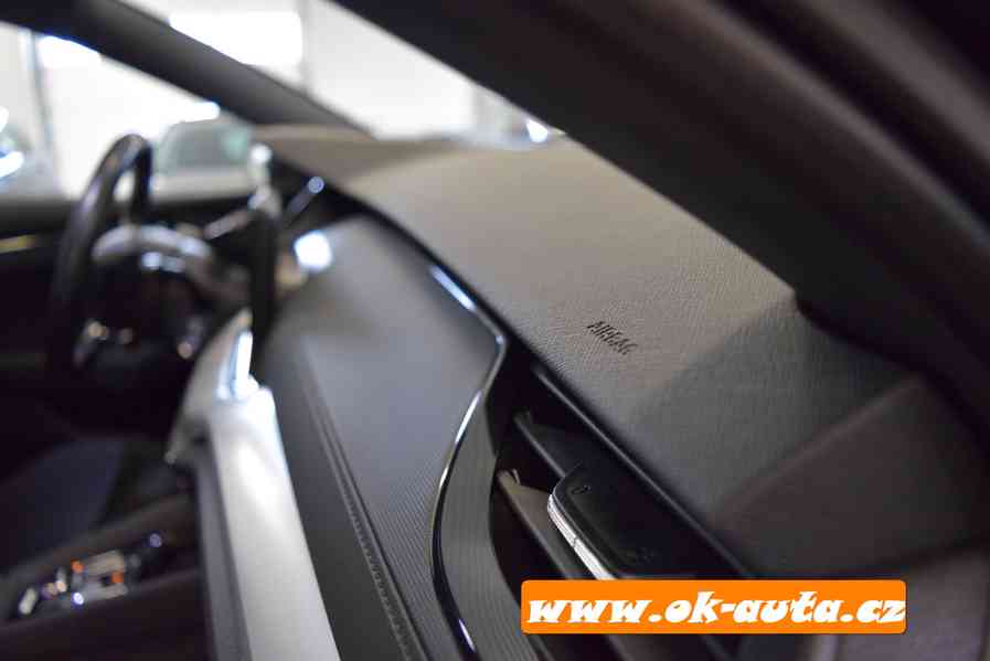 Škoda Octavia 2.0 TDI SPORTLINE DSG RV 2022-DPH  - foto 15
