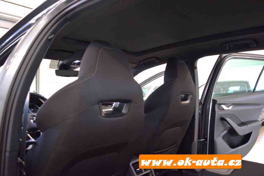 Škoda Octavia 2.0 TDI SPORTLINE DSG RV 2022-DPH  - foto 11