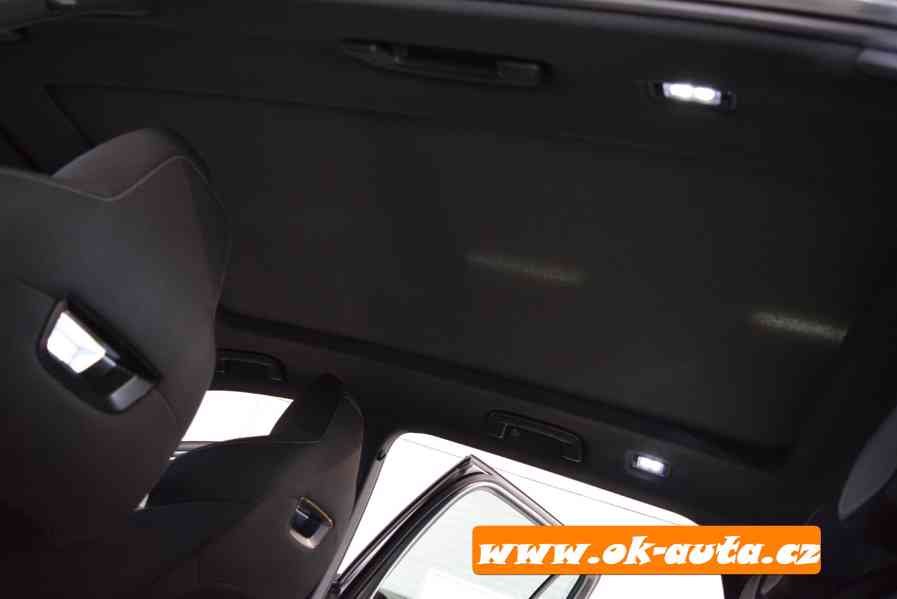 Škoda Octavia 2.0 TDI SPORTLINE DSG RV 2022-DPH  - foto 10