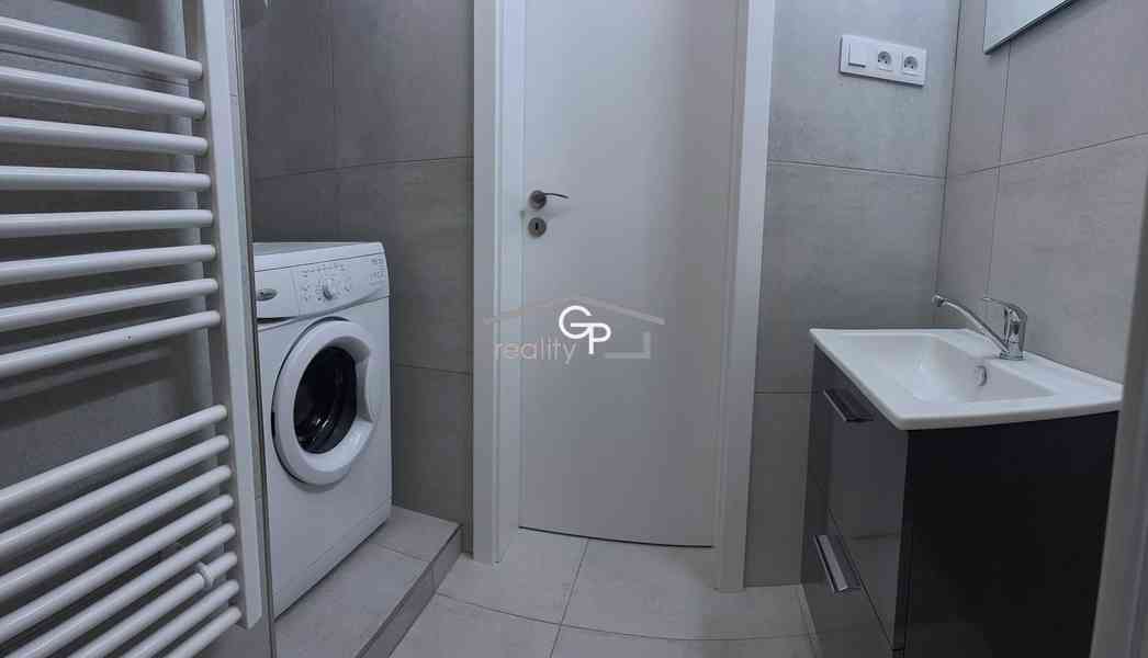 Pronájem bytu 2+kk, ul. Jírovcova, Č. Budějovice - foto 11