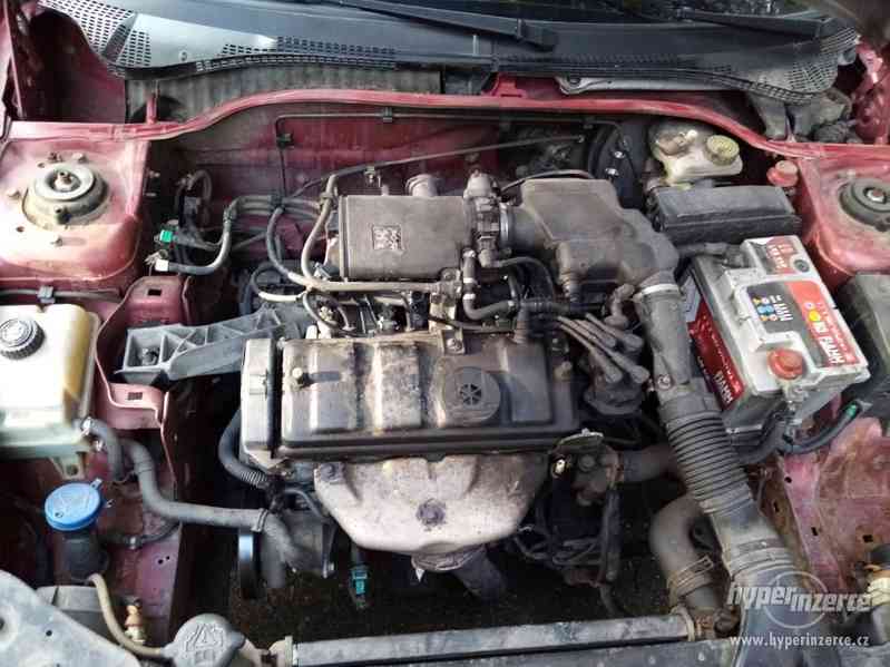 Peugeot 306 1.4i - foto 10