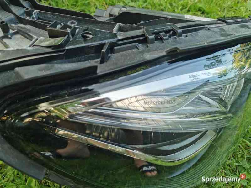 Full LED vícepaprsková svítilna Mercedes-Benz OE A2139067606 - foto 5