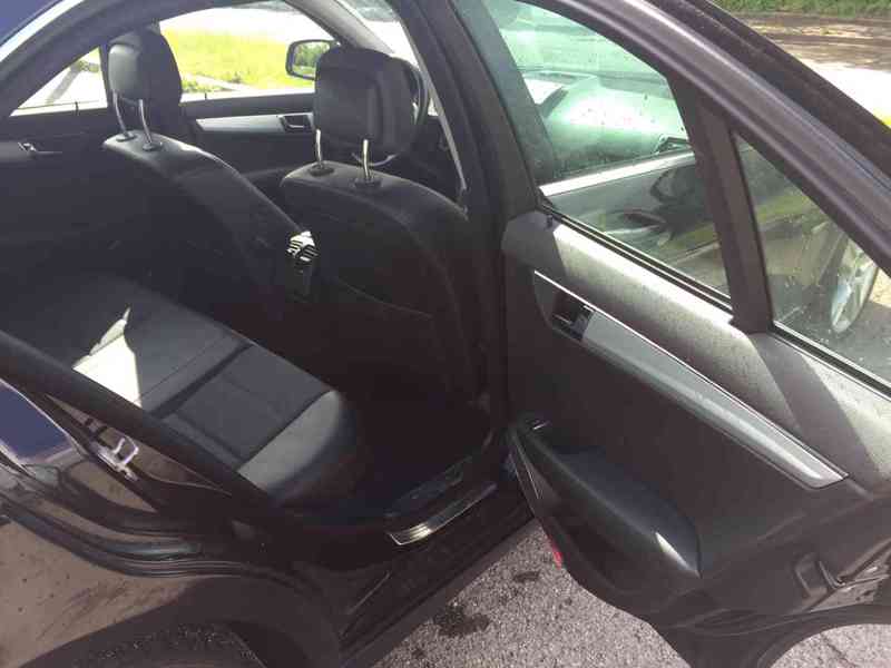 Mercedes C 320CDI 4matic A/T W204 - foto 6