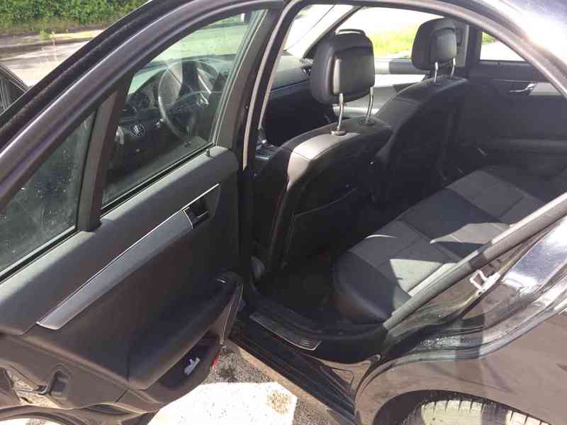 Mercedes C 320CDI 4matic A/T W204 - foto 5