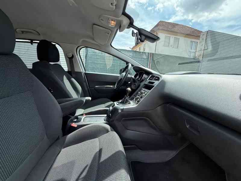 Peugeot 5008 Active 1,6i benzín 88kw - foto 13