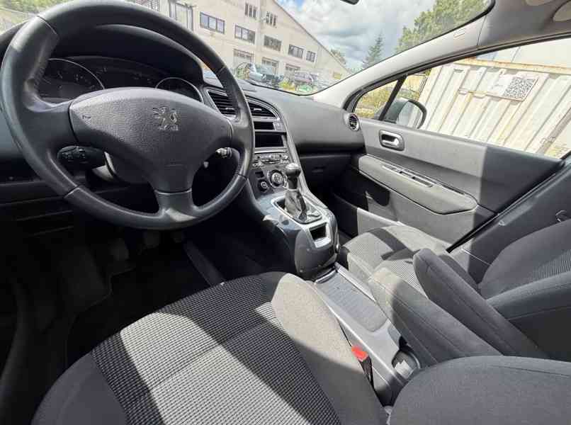 Peugeot 5008 Active 1,6i benzín 88kw - foto 12