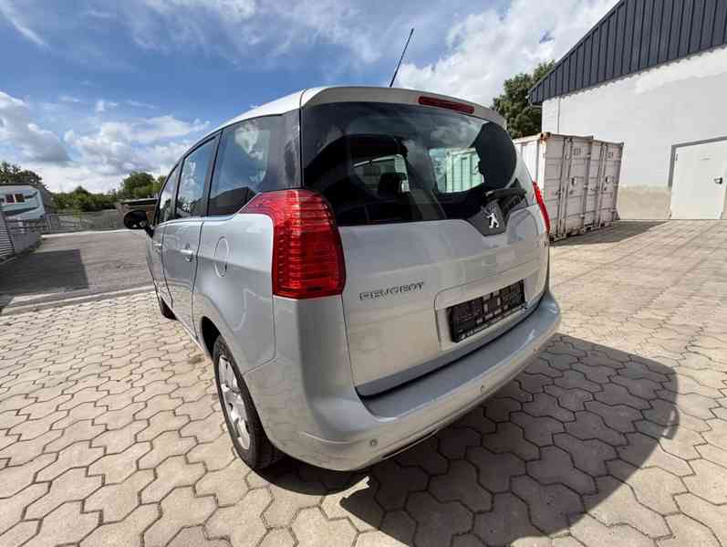 Peugeot 5008 Active 1,6i benzín 88kw - foto 5