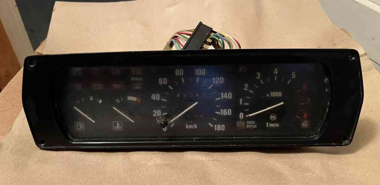 Přístrojová deska ŠKODA 125-136 + RAPID - foto 2