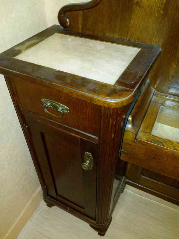 Starožitný toaletní stolek se zrcadlem / toaletka - foto 4