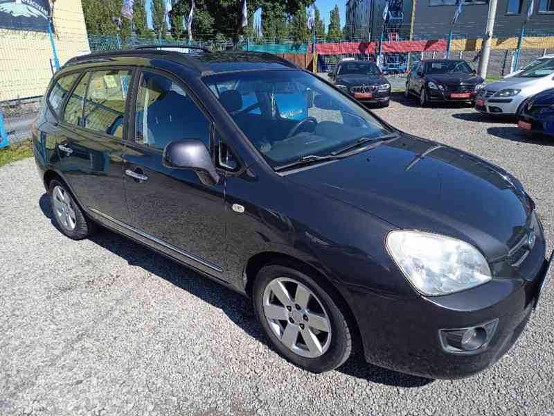 KIA Carens 2,0i16V Family 106kw - foto 3
