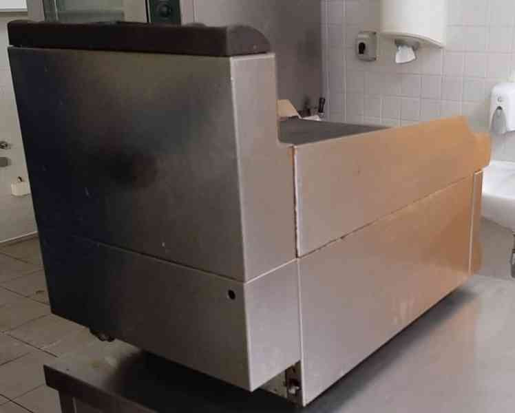 Plynová grilovací deska 700x400x520mm   - foto 2