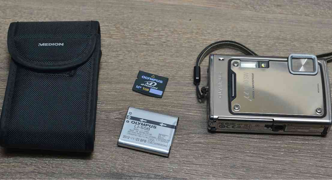 OLYMPUS Mju 1030 SW *CCD 10 MPix*Vodotěsný do 10m* - foto 3