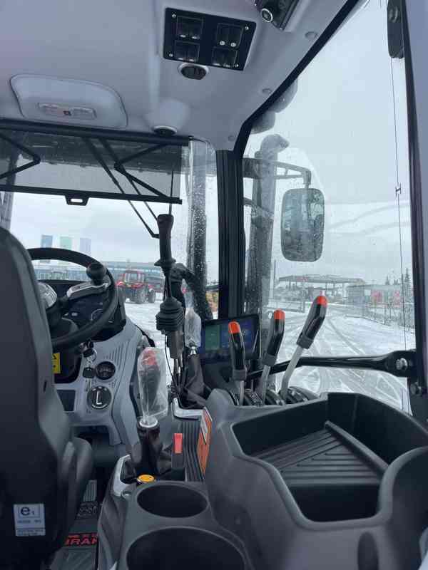 Nejprodávanější traktor HANWO HWB 704C 75 koní 56Kw. - foto 11