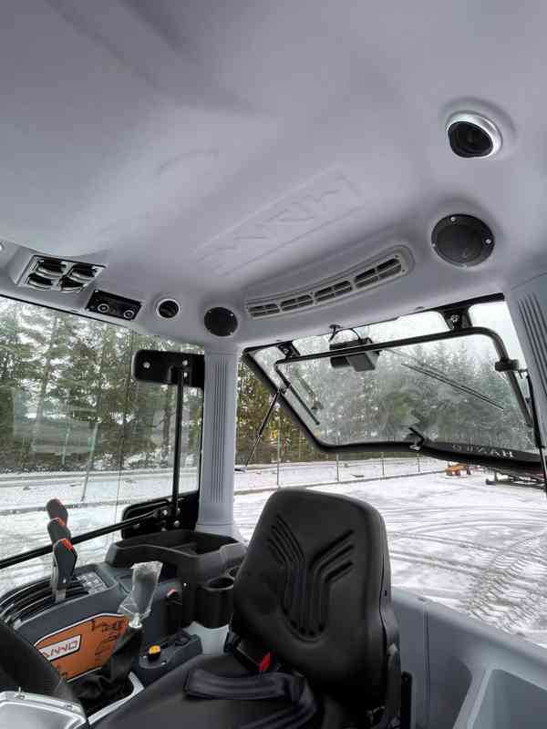 Nejprodávanější traktor HANWO HWB 704C 75 koní 56Kw. - foto 6