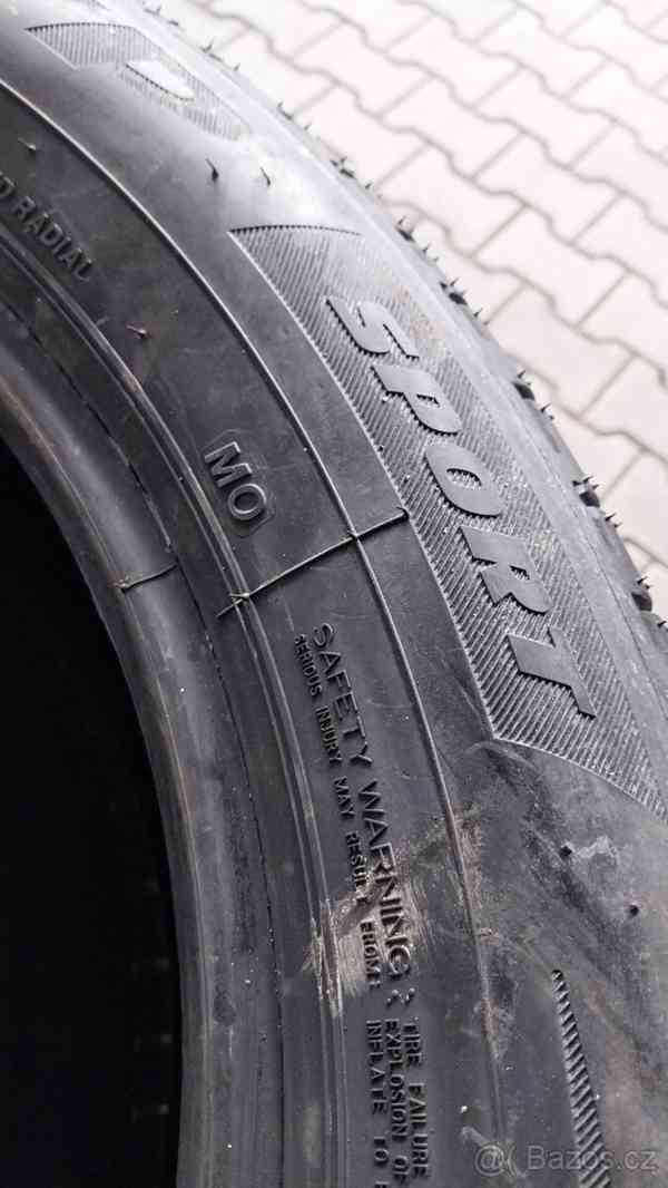 Prodám 2 x letní pneu Bridgestone 235/55/19 - foto 6