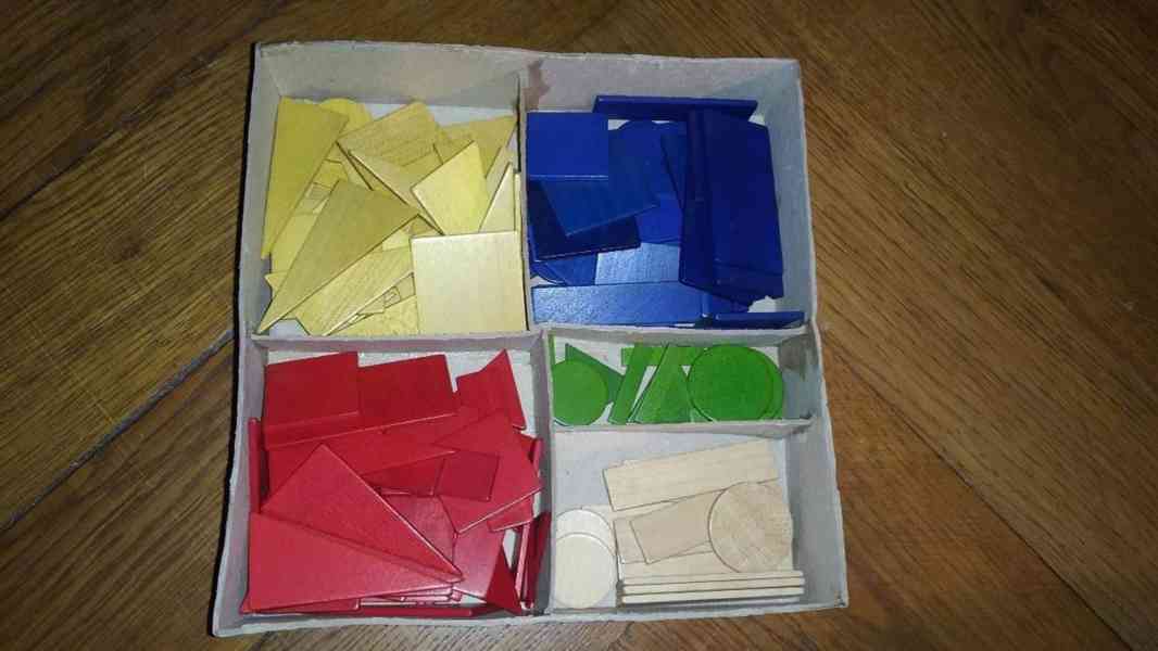 Retro dřevěná barevná stavebnice - foto 3