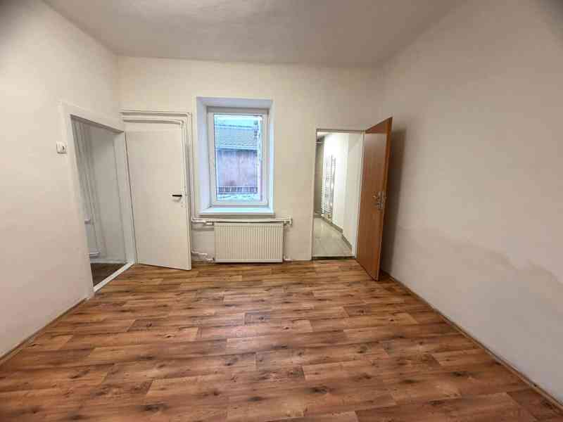 PRONÁJEM RODINNÉHO DOMU V BRNĚ – MALOMĚŘICÍCH - foto 6