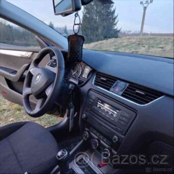 Škoda Octavia 1,4   TSI - foto 12