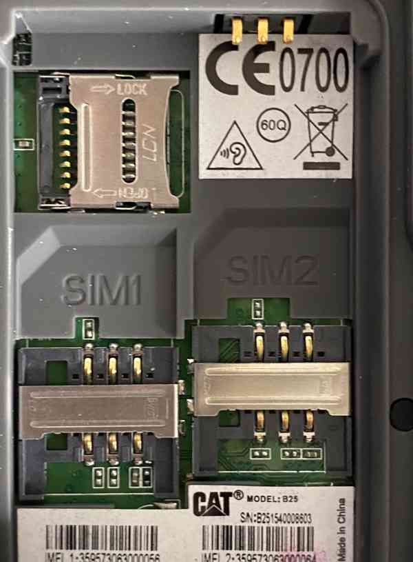 Plně funkční odolný telefon Caterpillar CAT B25 Dual Sim - foto 6