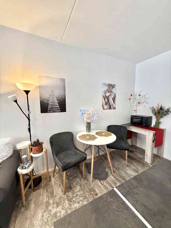 Byt 2+kk v Lokti - foto 10