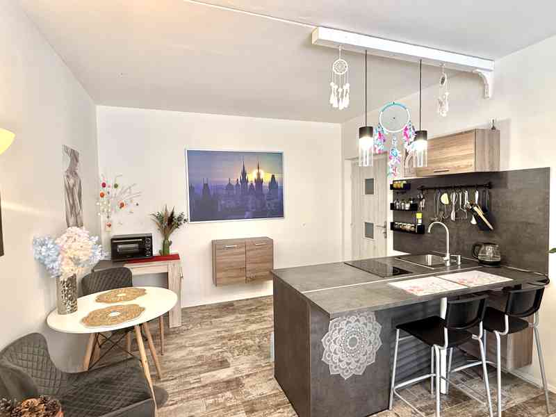 Byt 2+kk v Lokti - foto 11