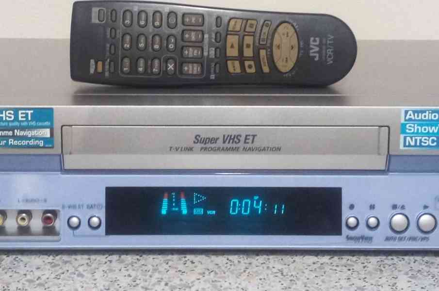 S-VHS-ET videorekordér JVC HR-S7850  - foto 2