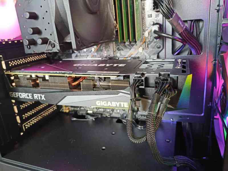 🚀 HERNÍ PC INTEL i7-10700KF, 32GB RAM, RTX 3070, SSD 🚀 - foto 3